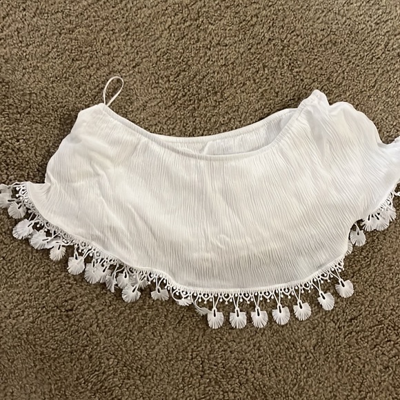 White crop top - Picture 2 of 2